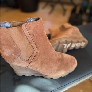 Sorel Light Brown Winter Boots